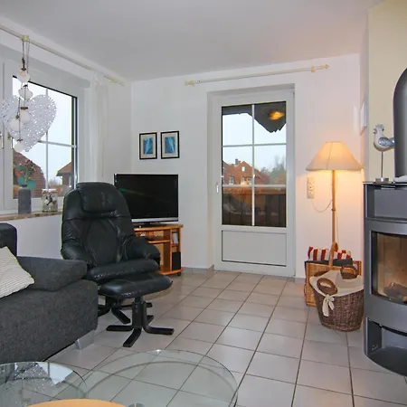 In Petersdorf Mit Garten, Cleaning Included Apartamento